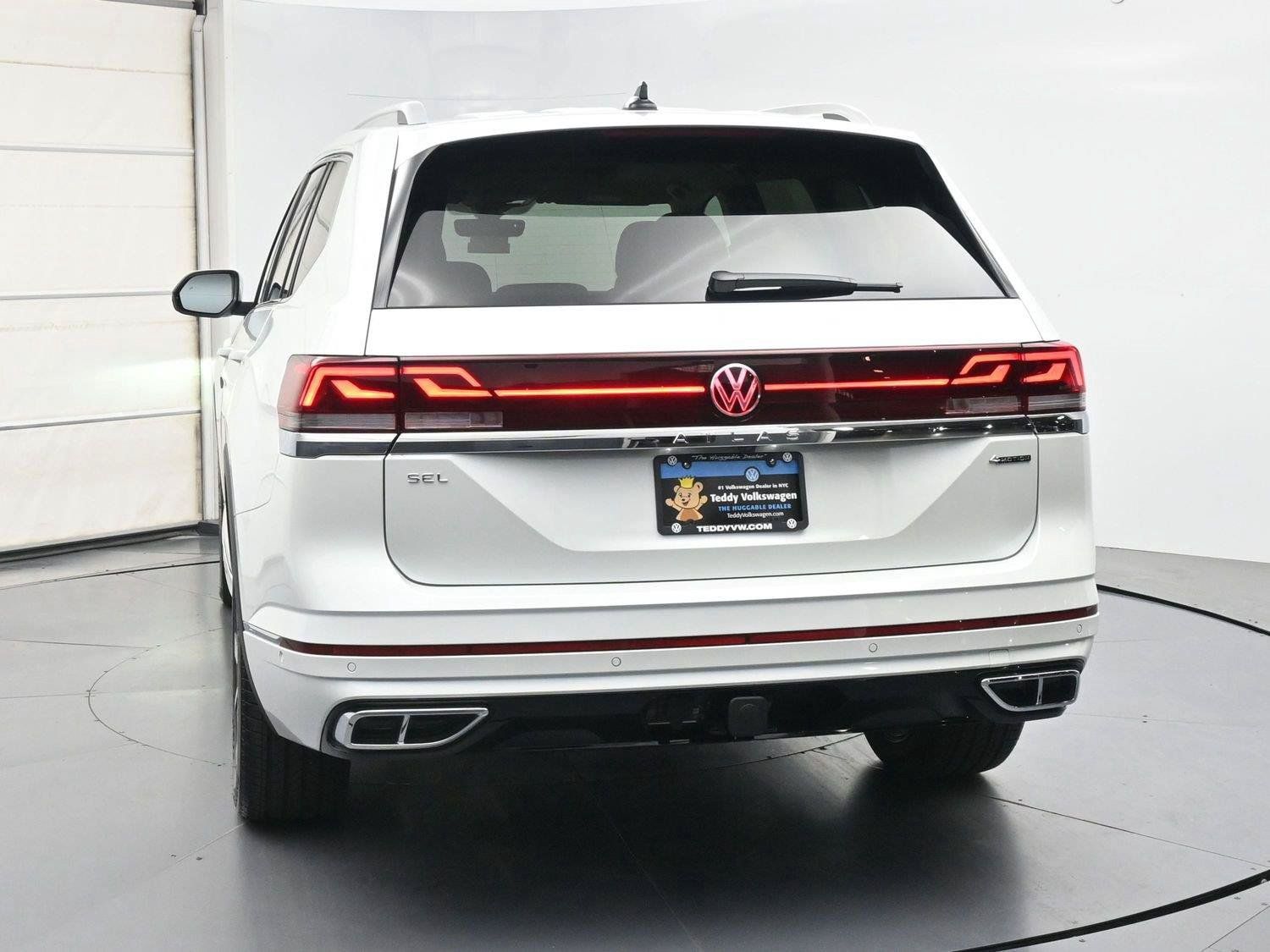 Used 2026 Volkswagen Atlas SEL Premium R-Line AWD/4WD image 30