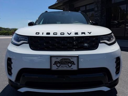 Used 2025 Land Rover Discovery Dynamic SE AWD/4WD image 9