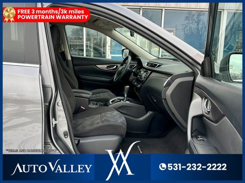 Used 2015 Nissan Rogue SV image 17