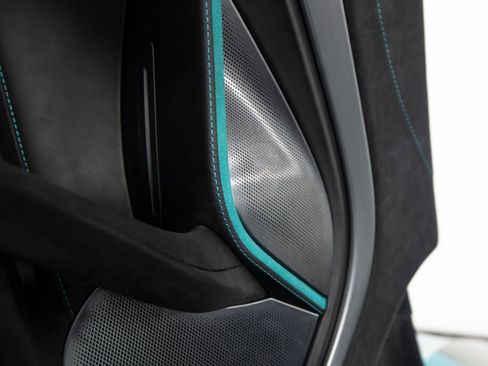 Used 2024 McLaren 750S Spider image 13