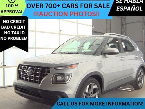 Used 2025 Hyundai Venue SEL image 1