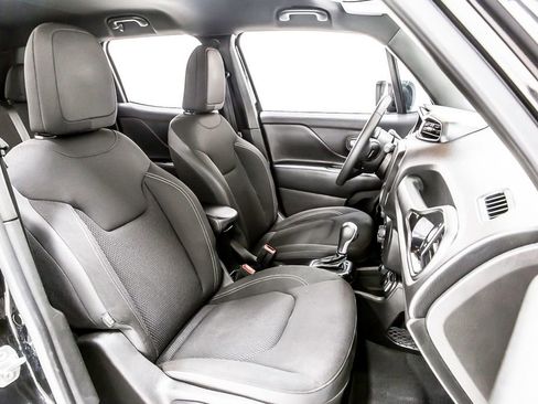 Used 2022 Jeep Renegade Altitude AWD/4WD image 34