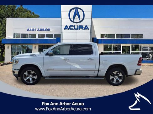 Used 2019 RAM 1500 Laramie AWD/4WD image 2