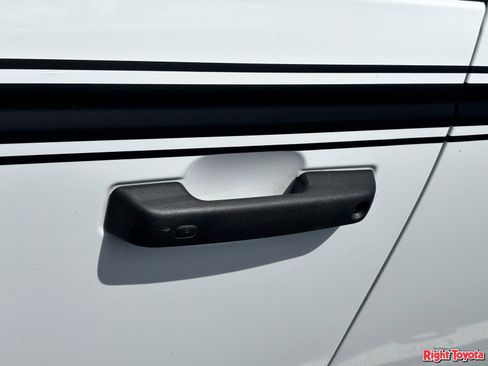 Used 2022 Ford Bronco Badlands AWD/4WD image 10