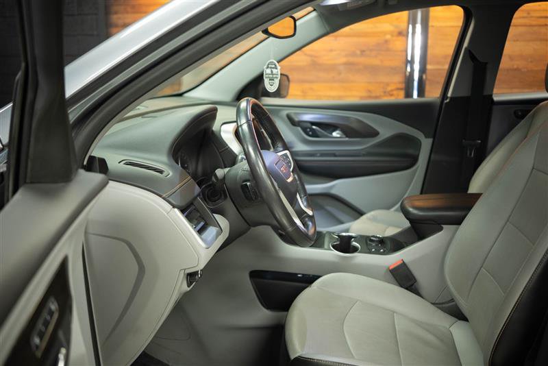 Used 2020 GMC Terrain SLT w/ Preferred Package FWD image 8