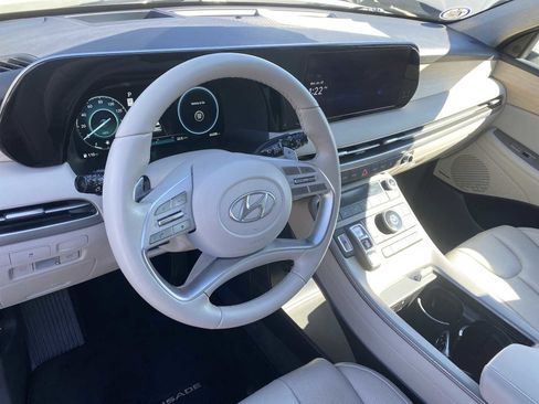 Used 2024 Hyundai Palisade Limited image 14