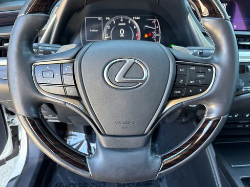 Used 2019 Lexus ES 350 w/ Premium Package FWD image 21