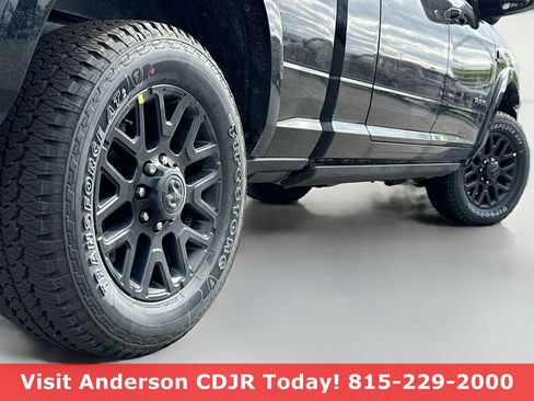 New 2026 RAM 2500 Limited AWD/4WD image 15