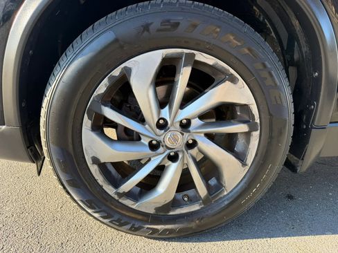 Used 2014 Nissan Rogue SL w/ SL Premium Package image 30