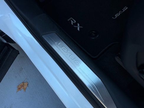 Used 2023 Lexus RX 350h image 59