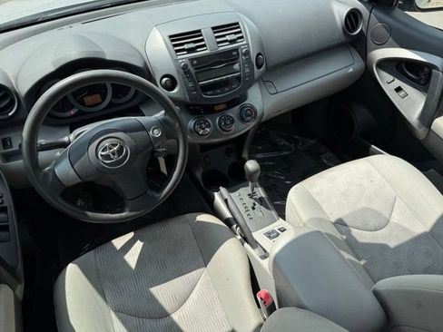Used 2011 Toyota RAV4 4WD w/ Base L4 Extra Value Pkg image 9