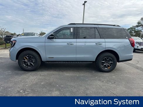 New 2026 Ford Expedition Tremor image 2