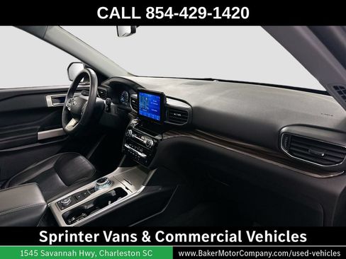 Used 2023 Ford Explorer Limited w/ Equipment Group 301A AWD/4WD image 31