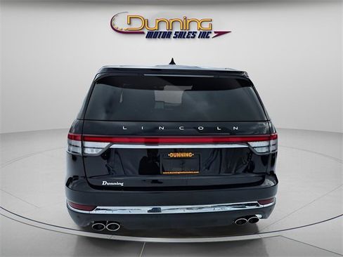 Used 2022 Lincoln Aviator Reserve image 6