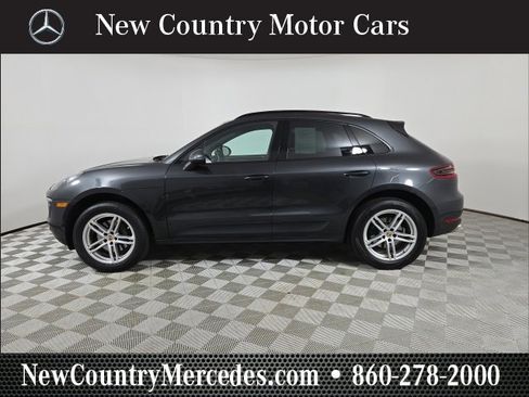 Used 2018 Porsche Macan image 5