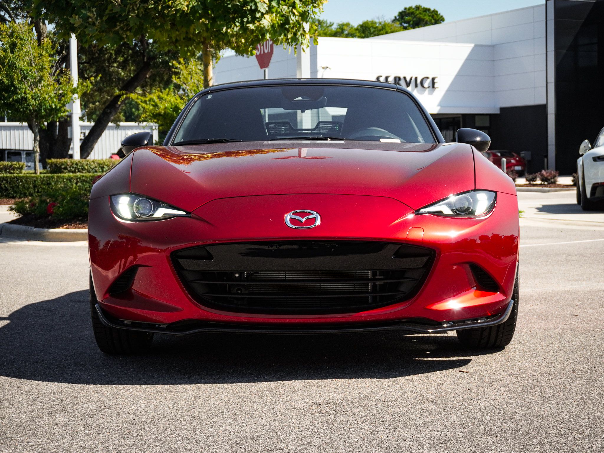 Certified 2026 MAZDA MX-5 Miata Club w/ Interior Package RWD image 3