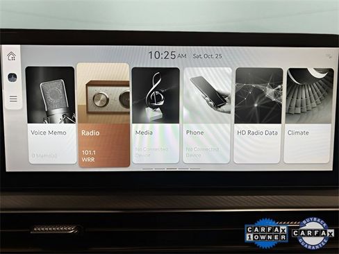 Used 2024 Genesis GV60 RWD image 39