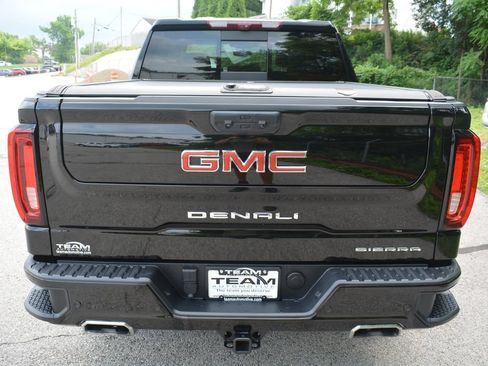 Used 2024 GMC Sierra 1500 Denali w/ Technology Package AWD/4WD image 6