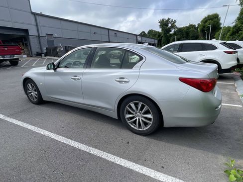 Used 2015 INFINITI Q50 Premium w/ Navigation Package RWD image 4