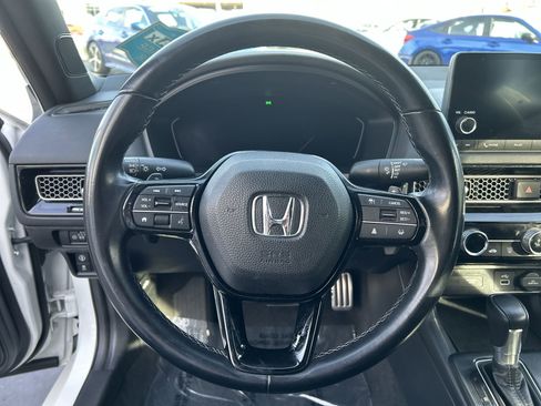 Used 2022 Honda Civic Sport image 11
