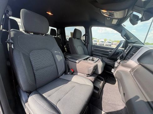 Used 2025 RAM 1500 Big Horn AWD/4WD image 29
