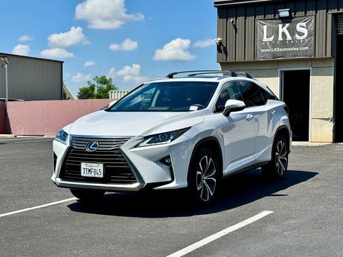 Used 2016 Lexus RX 350 FWD w/ Premium Package image 3