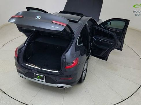 Used 2025 BMW X4 xDrive30i AWD/4WD image 89