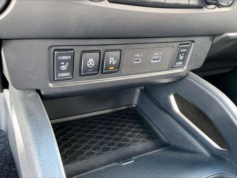 Certified 2025 Nissan Frontier SV w/ SV Convenience Package image 32