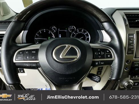 Used 2021 Lexus GX 460 Premium w/ Premium Package image 9