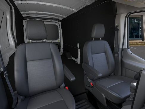 New 2026 Ford Transit 250 148 Medium Roof w/ Load Area Protection Package RWD image 10