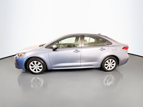 Used 2022 Toyota Corolla LE FWD image 6