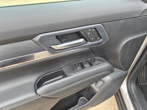 New 2026 GMC Terrain Elevation w/ Elevation Premium Package image 10