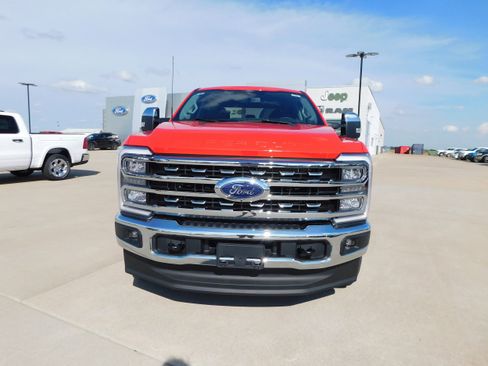 New 2026 Ford F250 Lariat w/ Chrome Package image 7