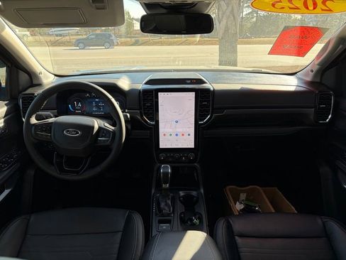 Used 2025 Ford Ranger Lariat w/ FX4 Off-Road Package image 26