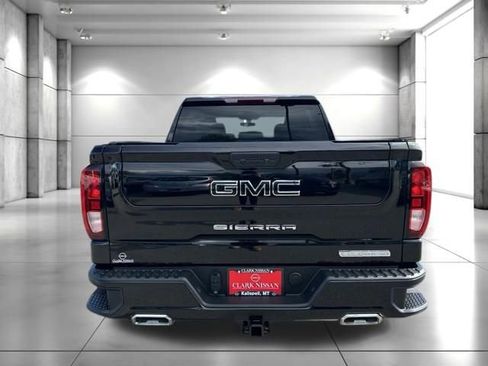 Used 2021 GMC Sierra 1500 Elevation w/ LPO, Elevation Black Package AWD/4WD image 7