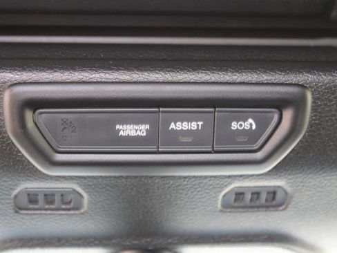 Used 2023 Jeep Wrangler Unlimited Sahara w/ Cold Weather Group AWD/4WD image 37