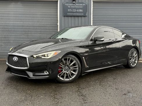 Used 2017 INFINITI Q60 Red Sport 400 image 1