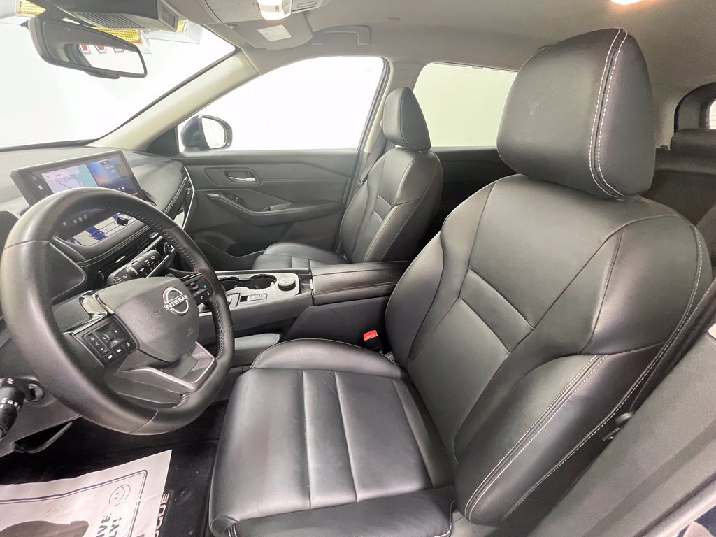 Used 2026 Nissan Rogue SL AWD/4WD image 15