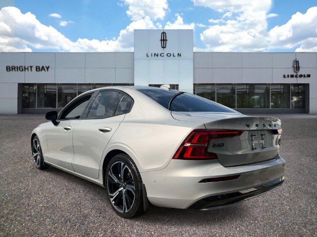 Used 2023 Volvo S60 B5 Plus w/ Climate Package AWD/4WD image 3