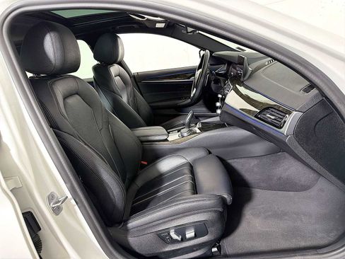 Used 2020 BMW 540i xDrive w/ Convenience Package image 25
