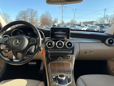 Used 2018 Mercedes-Benz C 300 Sedan image 24