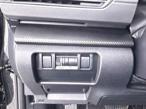 Certified 2024 Subaru Crosstrek 2.0i Premium image 36