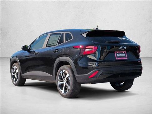 New 2026 Chevrolet Trax RS w/ Sunroof Package FWD image 9
