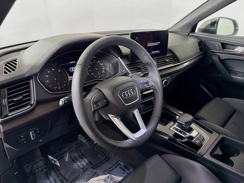 Certified 2023 Audi Q5 2.0T Premium w/ Convenience Package image 4