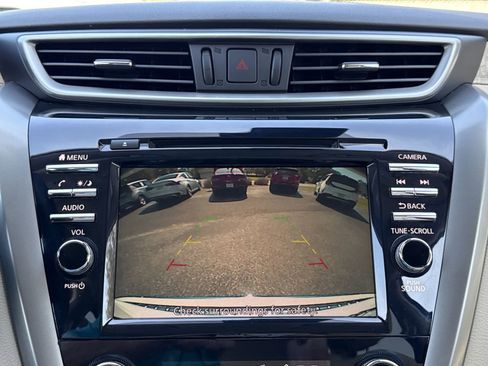 Used 2024 Nissan Murano SV image 22