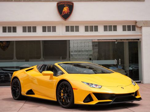 Used 2024 Lamborghini Huracan EVO AWD/4WD image 1