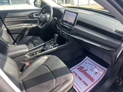 Used 2022 Jeep Compass Trailhawk w/ Trailhawk Elite Group image 23