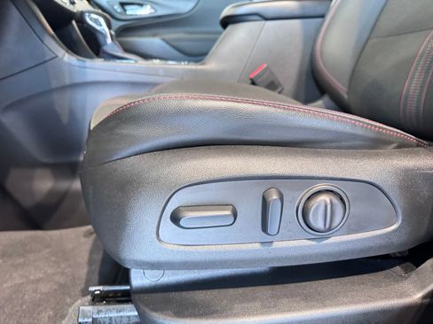 Certified 2023 Chevrolet Equinox RS image 24