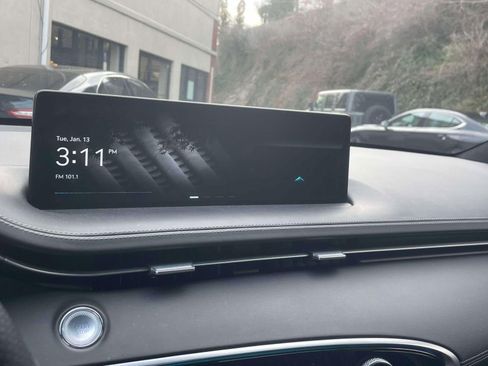 Used 2025 Genesis GV70 3.5T Sport w/ Sport Advanced Package image 28