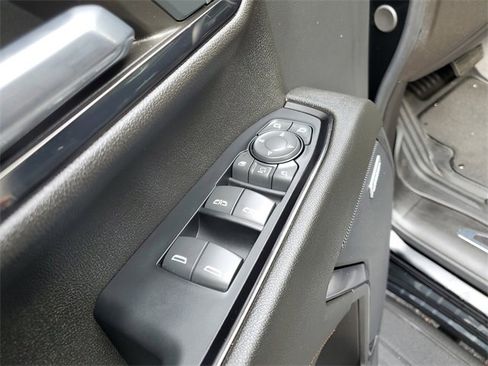 Used 2024 GMC Sierra 2500 AT4 w/ AT4 Premium Plus Package image 18